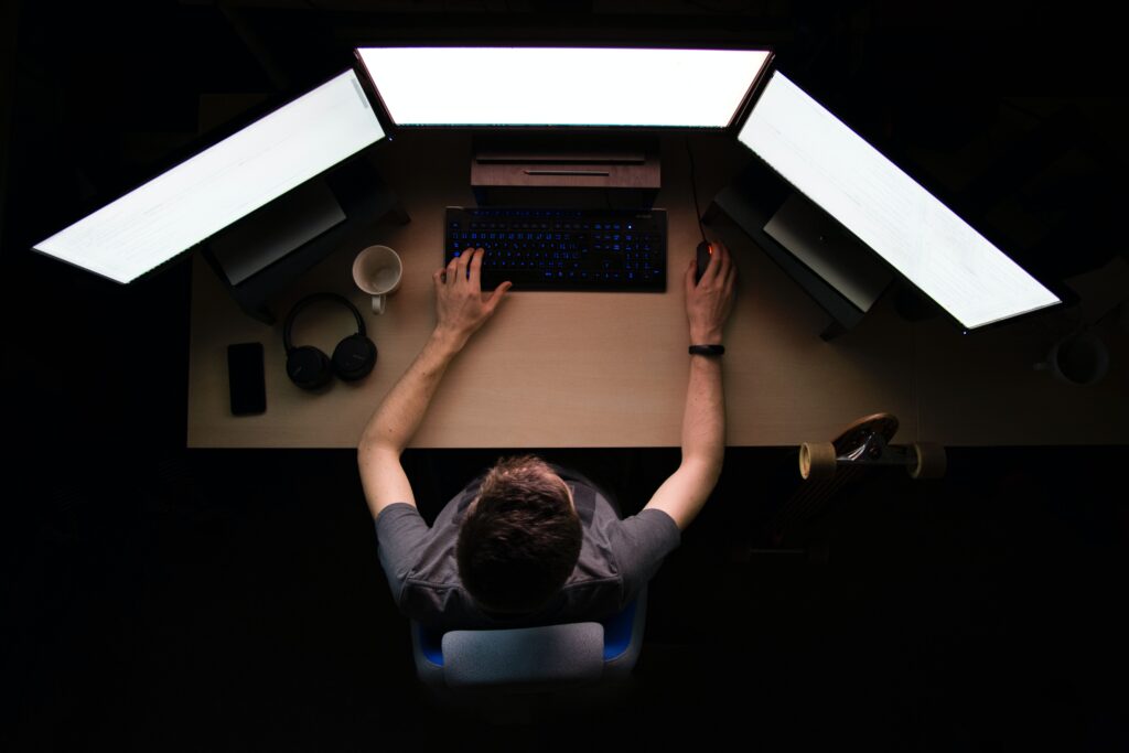 What Tech Devices Does Your Small Business Need in 2021? It procurement & Tech devices for small business 2021